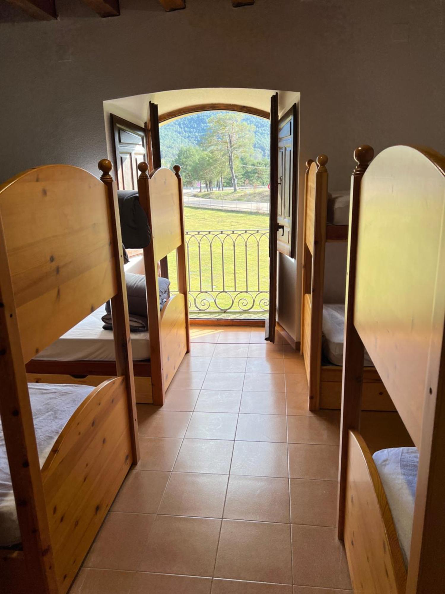 Albergue Pinares - La Casona De Revenga Regumiel de la Sierra Zewnętrze zdjęcie