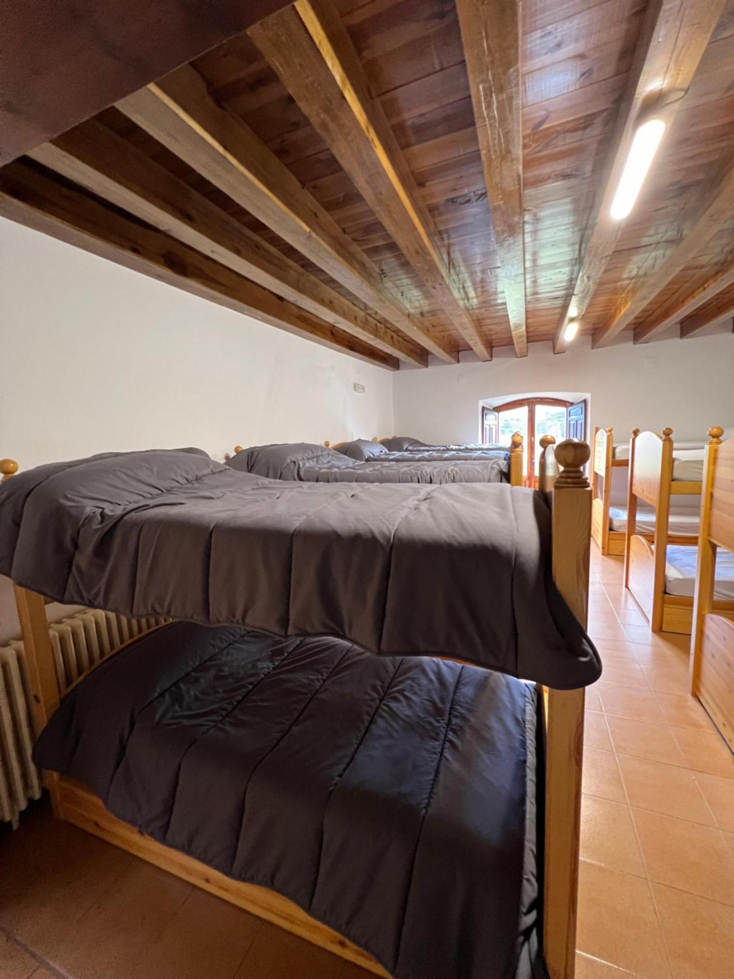 Albergue Pinares - La Casona De Revenga Regumiel de la Sierra Zewnętrze zdjęcie